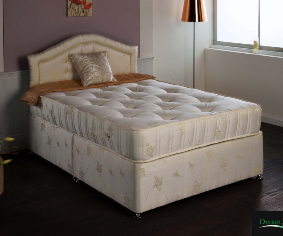 /_images/product-photos/dreamland-beds-luxury-supreme-mattress-a.jpg